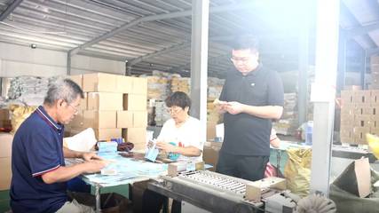 創業微山 小工廠，大貿易，飼料產業的突圍之路