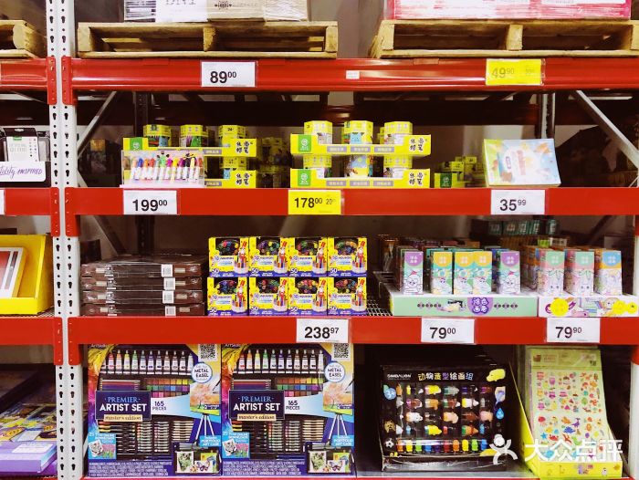 山姆會(huì)員商店(龍崗店)文具用品零售深度觀察 倉(cāng)儲(chǔ)式購(gòu)物的新選擇